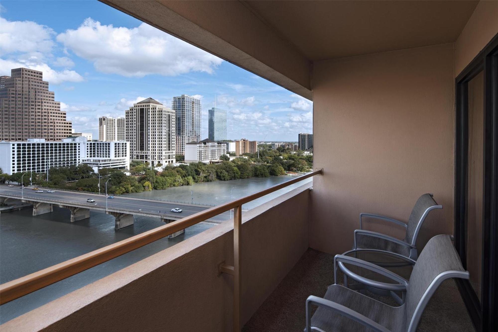 Hyatt Regency Hotel 4*